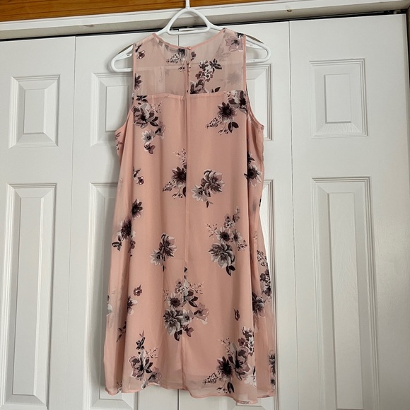 Reitmans Light Flowy Summer Dress NWT - Picture 2 of 3
